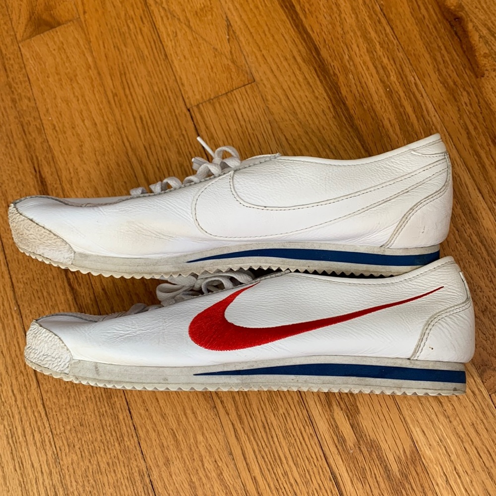 Nike classic sneakers
